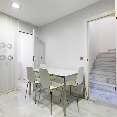 Апартаменти Adosado Puerto Banus Relax Марбелья